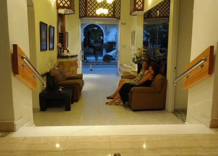 Hotel Kentrikon & 3*